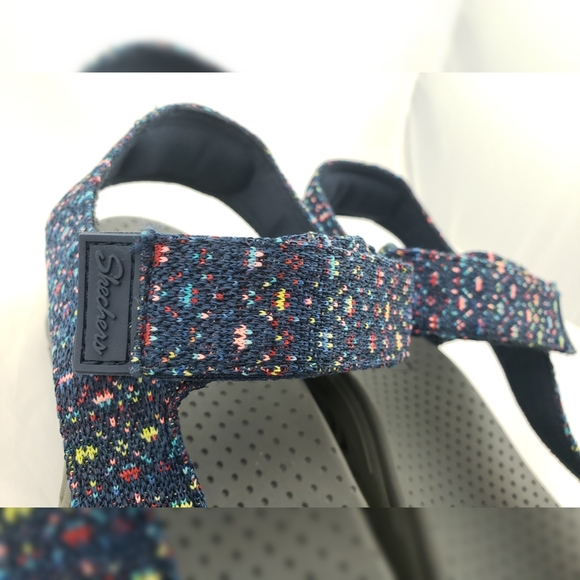 Sketchers  Navy Kicker Sandals 9 W/Box - Picture 8 of 11